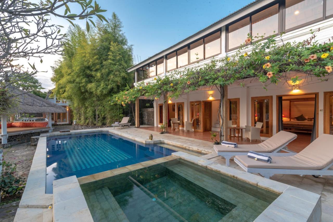 Villa Dinding Batu Singaraja  Bagian luar foto