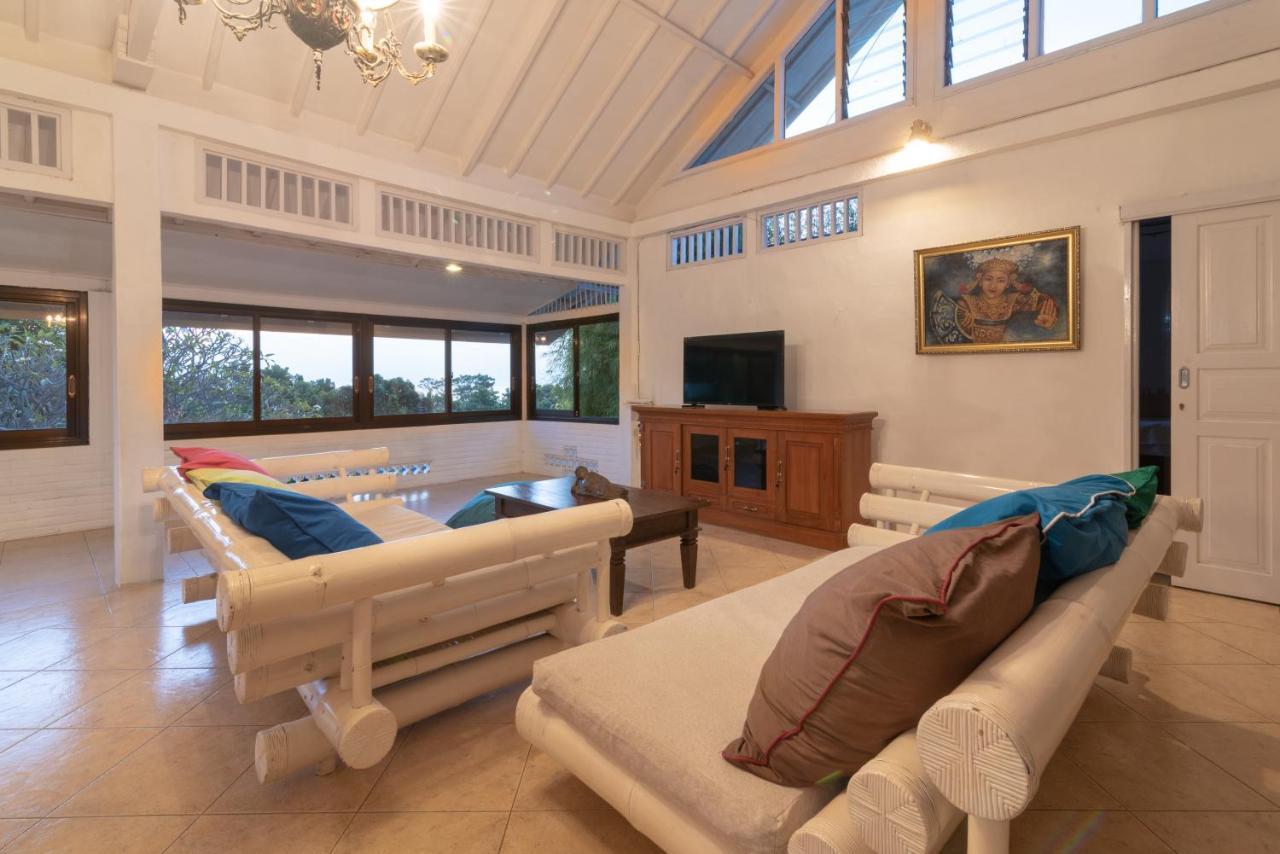 Villa Dinding Batu Singaraja  Bagian luar foto